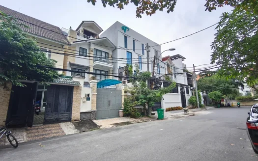 Bán biệt thự 215C3 Nguyễn Văn Hưởng – Thảo Điền, phường An Khánh