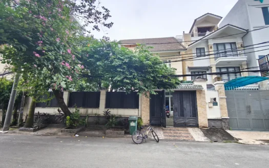 Bán biệt thự 215C3 Nguyễn Văn Hưởng – Thảo Điền, phường An Khánh