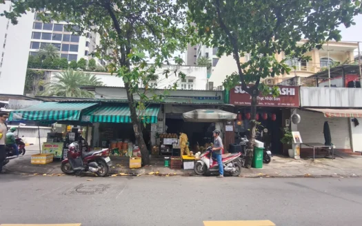 Bán nhà cũ tiện xây mới mặt tiền 56 Quốc Hương Thảo Điền, phường An Khánh