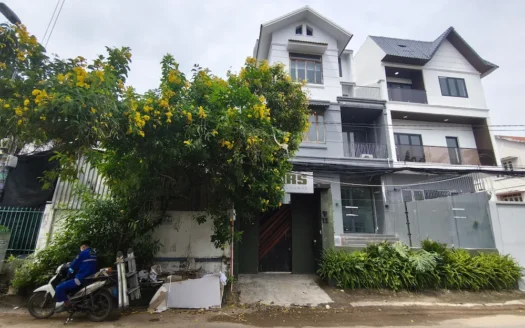 Bán nhà mặt tiền 11 Ngô Quang Huy, Thảo Điền, phường An Khánh – Vị trí siêu hiếm